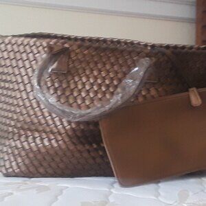Bronze woven tote
